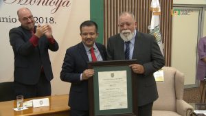 Otorga UABC “Profesor Emérito” a Ernesto Rosas Montoya
